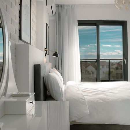 Terra Apartments In Caesar Blue Resort, Fixed Lunch Till 3Pm, Gym, Heated Pool, Sauna, Kids Club Rizokarpaso Экстерьер фото